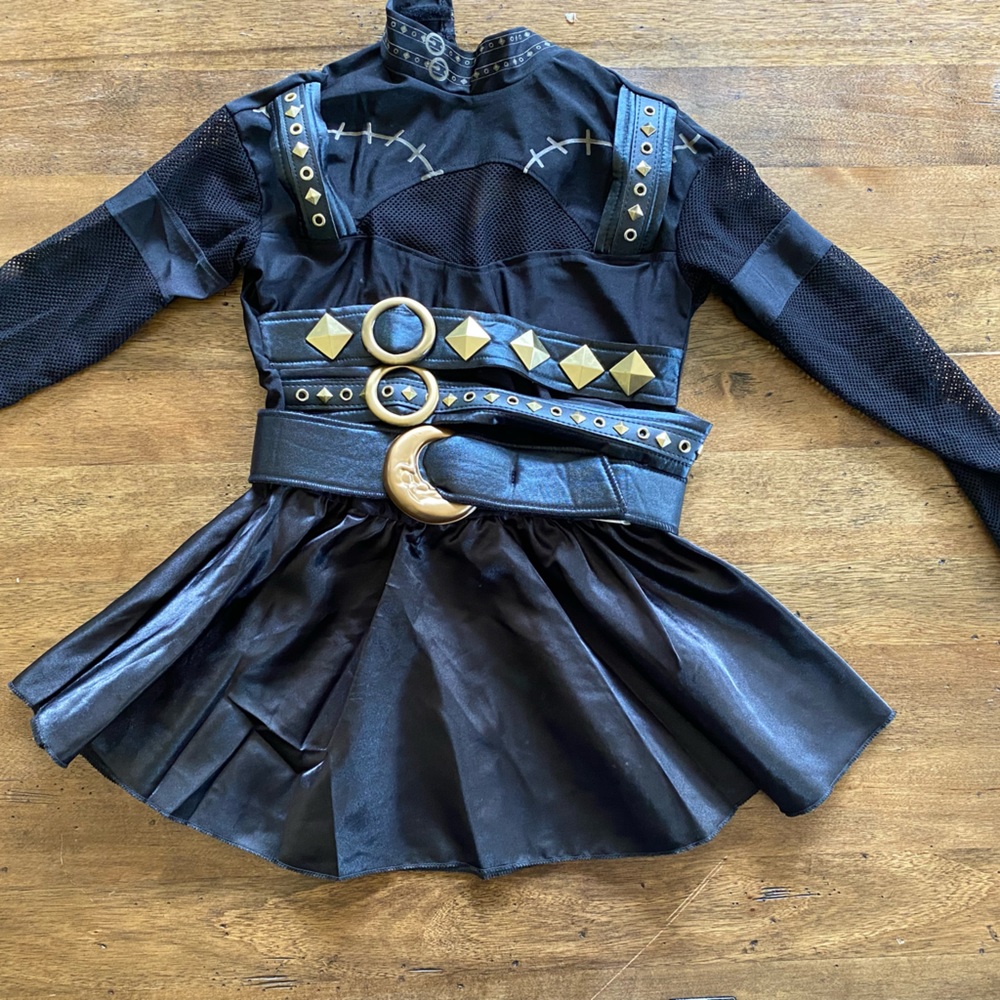 Girls size 12 Edward Scissorhands costume.